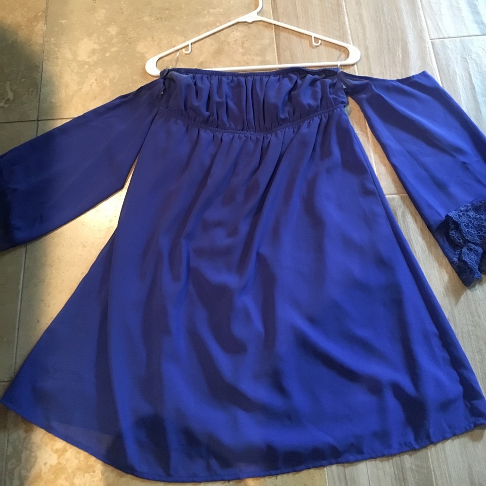 Blue dress